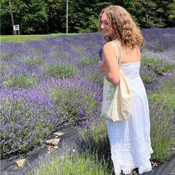 Meet your Posher, Kadence - Picture 13 of 16